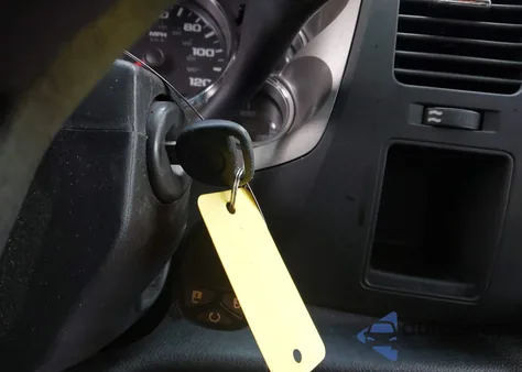 2013 Chevrolet Silverado 1500 Lt z USA, uszkodzony, nr VIN 1GCRCSE04DZ353569